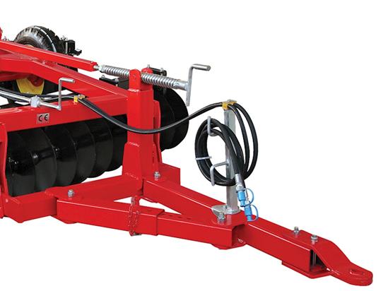 SISTEMA AJUSTABLE AL TRACTOR