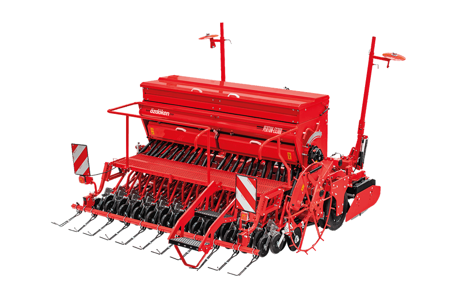 SEED DRILL WITH POWER HARROW COMBINATION