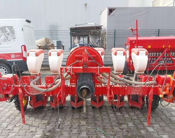 ÖZDÖKEN 6'LI DİSKLİ GÜBRESİZ SABİT ŞASE 45 CM ARA ÇİFT PİSTON MARKÖRLÜ MAKİNE 